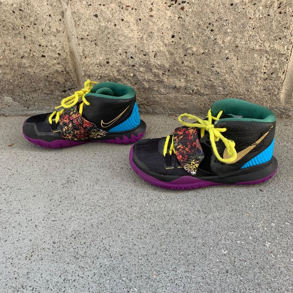 NIKE Kyrie 6 Chinese New Year 2020 Basketball Boots 2 2Y Rare Sneakers Shoes HTF - Picture 2 of 11